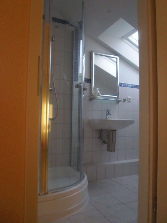 Gaestehaus Strandkonsulat Scharbeutz Ruang foto