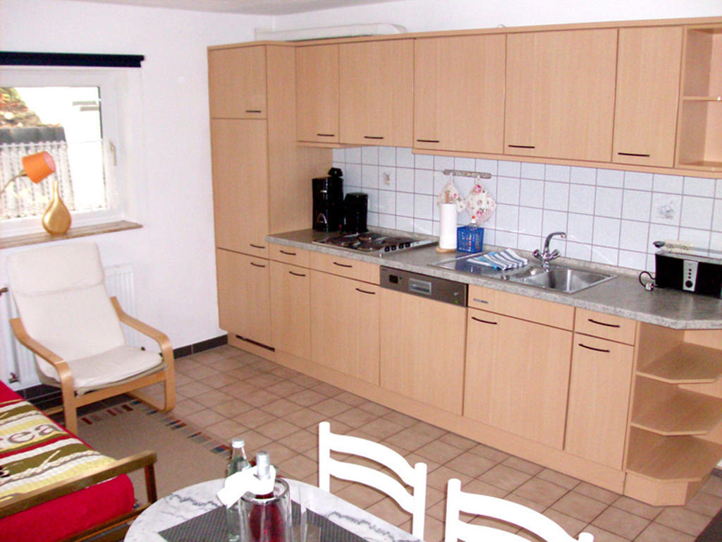 Gaestehaus Strandkonsulat Scharbeutz Ruang foto